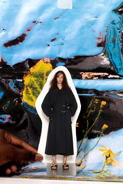 Look 25